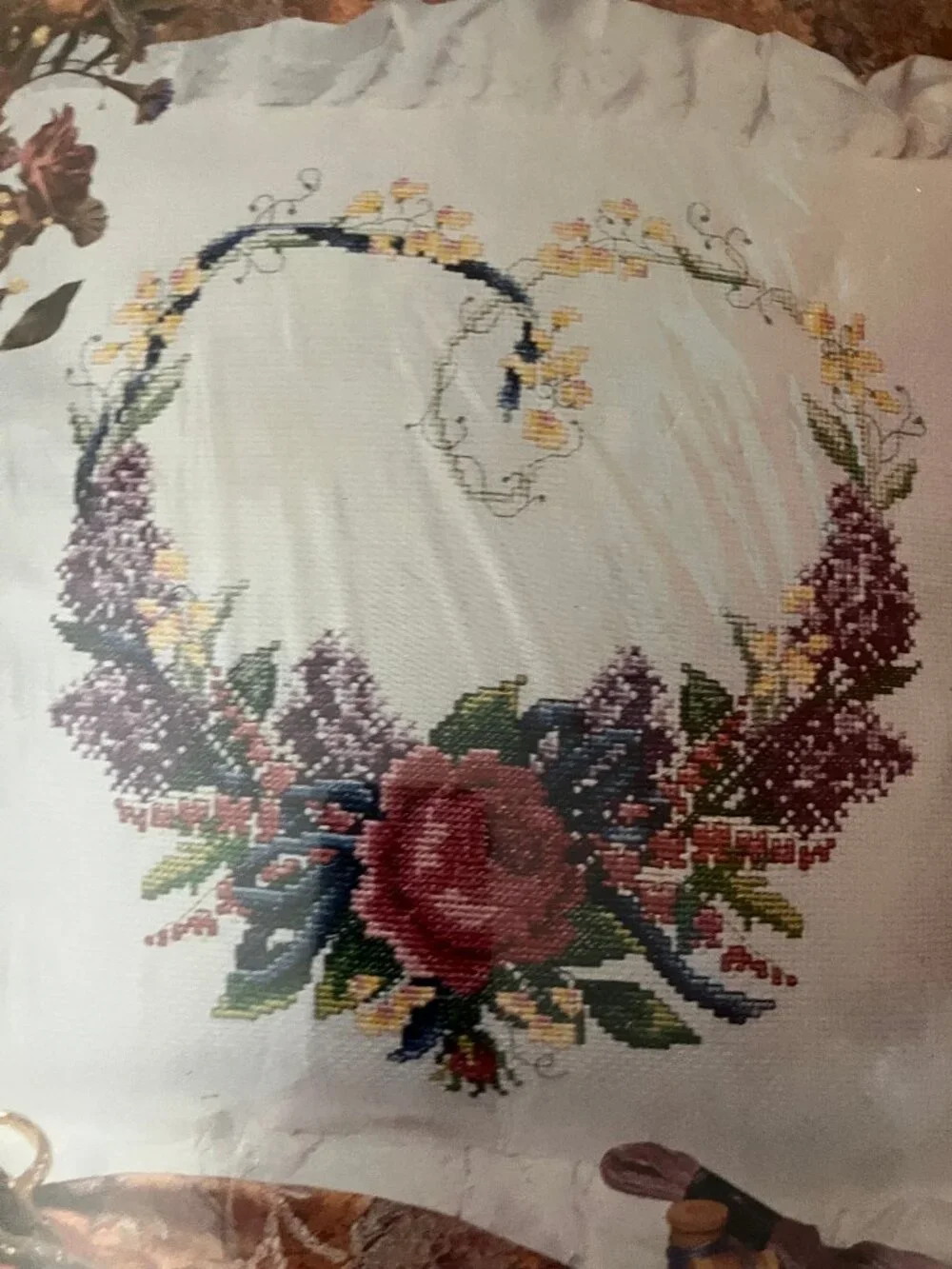 VTG Needle, Inc. Heirloom Treasure 5275 Bouquet Pillow Made in USA Size 12x12